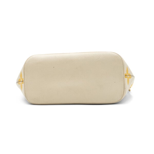 Louis Vuitton Monogram Empreinte Marshmallow PM - Image 6